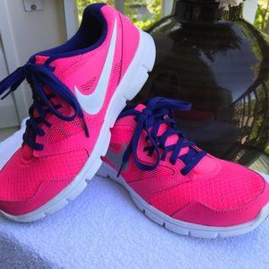 ❤️ LIKE NEW!!! NIKE Flex Experience 3 (GS)